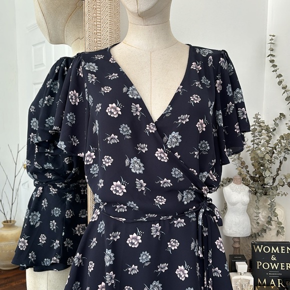 LOFT Blouse - Picture 3 of 6